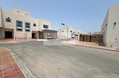 Villa - 3 Bedrooms - 3 Bathrooms for rent in Gulf Residence - Gulf Residence - Al Nasr - Doha