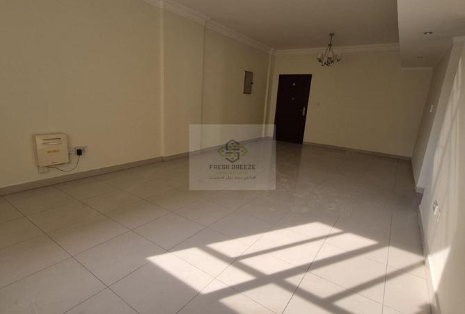 53813718 - Property Image 2