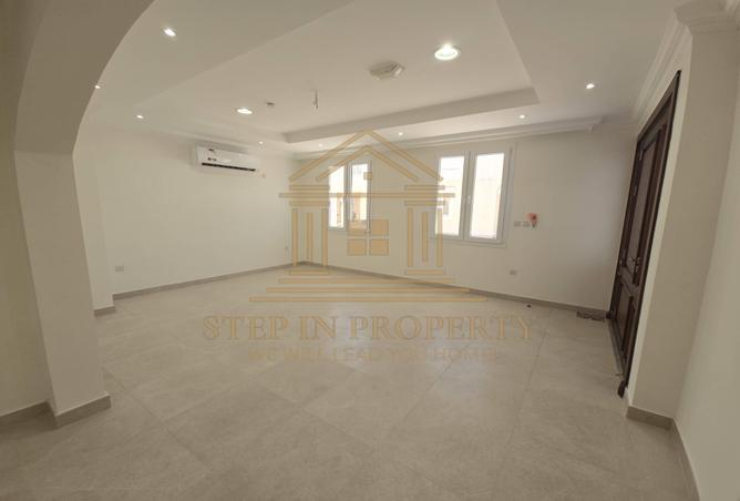 55876694 - Property Image 2