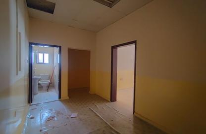 Apartment - 3 Bedrooms - 3 Bathrooms for rent in Fereej Kulaib - Doha