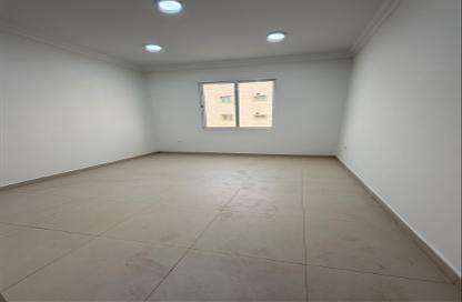Apartment - 2 Bedrooms - 2 Bathrooms for rent in Bin Omran 35 - Fereej Bin Omran - Doha