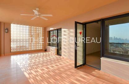 Apartment - 2 Bedrooms - 3 Bathrooms for rent in West Porto Drive - Porto Arabia - The Pearl Island - Doha