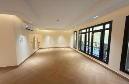 Apartment - 2 Bedrooms - 3 Bathrooms for rent in Gulf Residence - Gulf Residence - Al Nasr - Doha