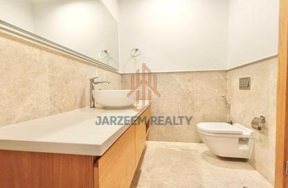 Apartment - 2 Bedrooms - 2 Bathrooms for rent in Floresta Gardens - Floresta Gardens - The Pearl Island - Doha