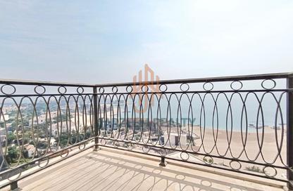 Apartment - 2 Bedrooms - 2 Bathrooms for rent in Floresta Gardens - Floresta Gardens - The Pearl Island - Doha