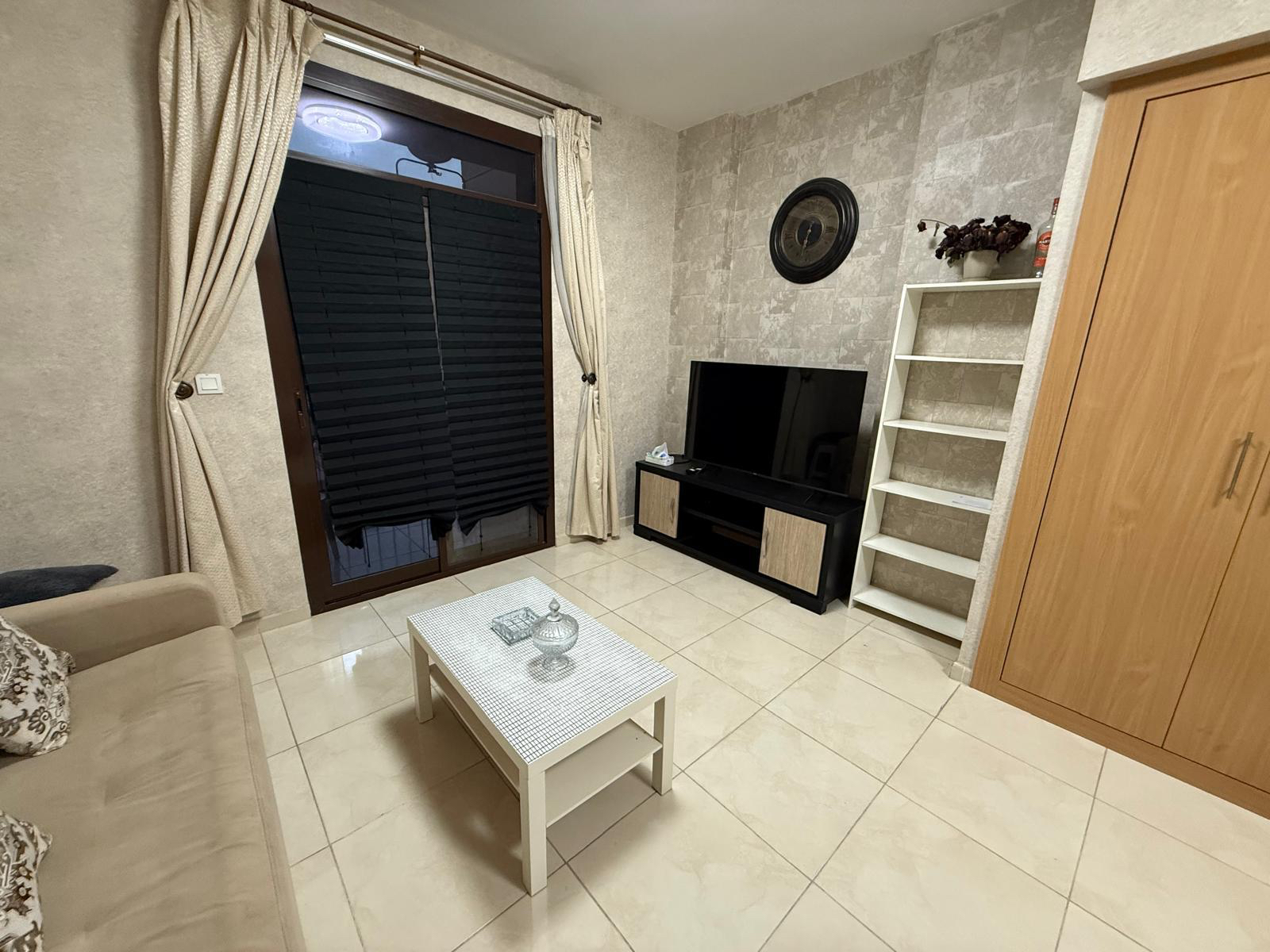 ELEGANT STUDIO FULLY FURNISHED WITH BALCONY thumbnail 6
