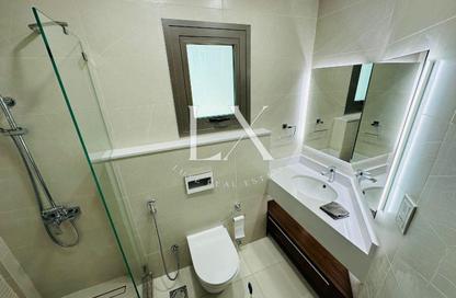 Apartment - 2 Bedrooms - 2 Bathrooms for rent in Floresta Gardens - Floresta Gardens - The Pearl Island - Doha