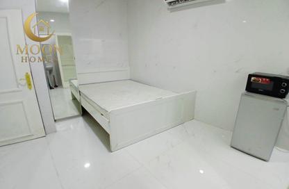 Apartment - Studio - 1 for rent in Umm Ghwailina Comm - Umm Ghuwalina - Umm Ghuwailina - Doha