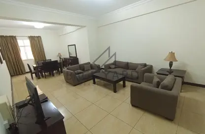 Apartment - 2 Bedrooms - 2 Bathrooms for rent in Al Sadd Road - Al Sadd - Doha