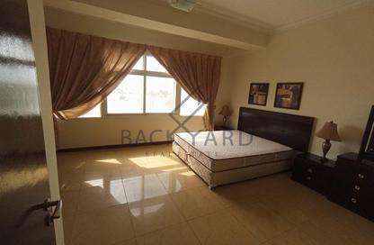 Apartment - 2 Bedrooms - 2 Bathrooms for rent in Al Sadd Road - Al Sadd - Doha