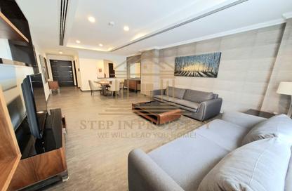 Apartment - 1 Bedroom - 2 Bathrooms for rent in East Porto Drive - Porto Arabia - The Pearl Island - Doha