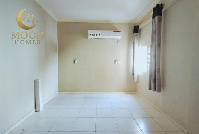 52914130 - Property Image 3