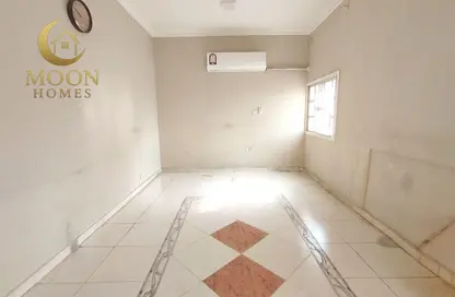 Apartment - 3 Bedrooms - 2 Bathrooms for rent in Muntazah 7 - Al Muntazah - Doha