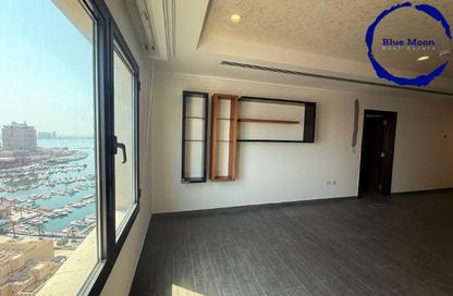Apartment - 1 - 2 for rent in West Porto Drive - Porto Arabia - The Pearl Island - Doha