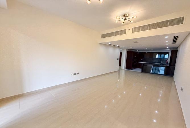 1001903 - Property Image 2