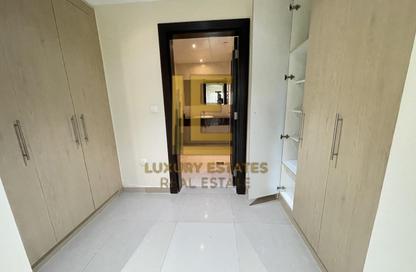 Apartment - 1 Bedroom - 1 Bathroom for rent in West Porto Drive - Porto Arabia - The Pearl Island - Doha