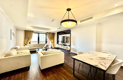 Apartment - 1 Bedroom - 2 Bathrooms for rent in West Porto Drive - Porto Arabia - The Pearl Island - Doha
