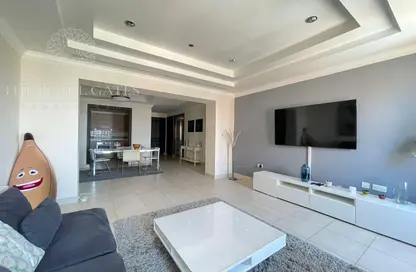 Apartment - 1 Bedroom - 2 Bathrooms for rent in East Porto Drive - Porto Arabia - The Pearl Island - Doha