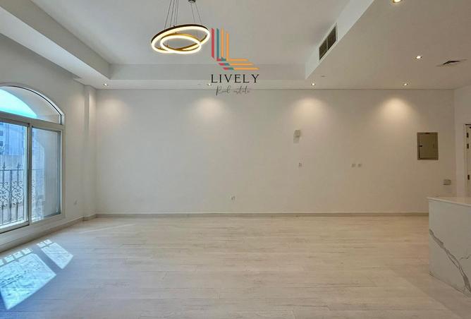 1032321 - Property Image 3