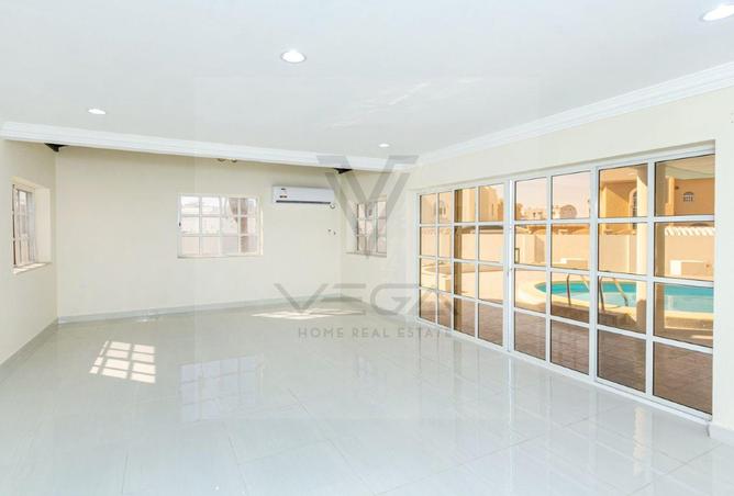 61225603 - Property Main Image