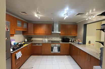 Apartment - 2 Bedrooms - 3 Bathrooms for sale in West Porto Drive - Porto Arabia - The Pearl Island - Doha
