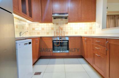Apartment - 2 Bedrooms - 2 Bathrooms for rent in East Porto Drive - Porto Arabia - The Pearl Island - Doha