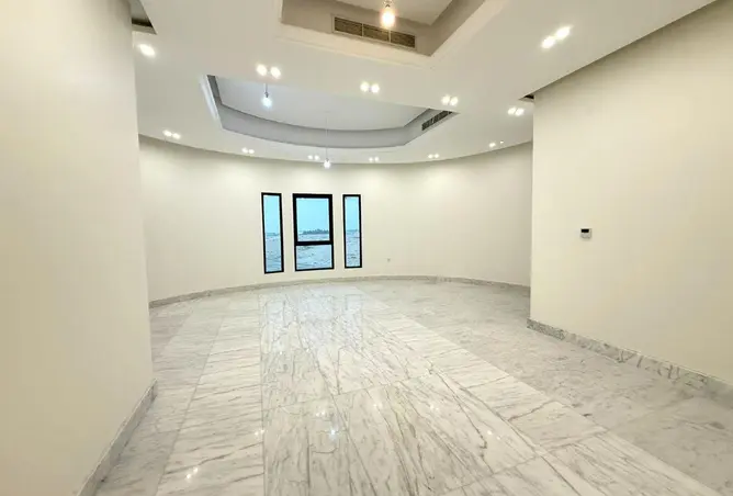 57940056 - Property Image 3