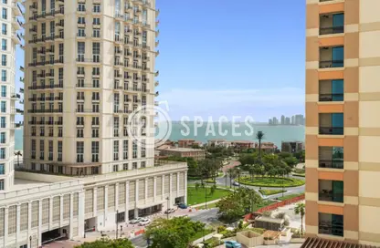 Apartment - 2 Bedrooms - 3 Bathrooms for sale in Viva East - Viva Bahriyah - The Pearl Island - Doha