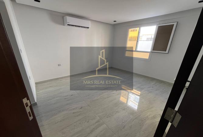 53378200 - Property Main Image