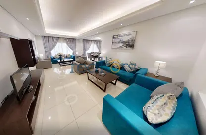 Compound - 4 Bedrooms - 5 Bathrooms for rent in Al Messila - Al Messila - Doha