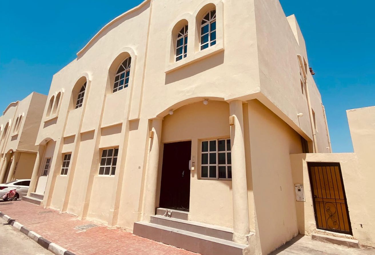 4 Villas for Executive Staff in Umm Salal Ali