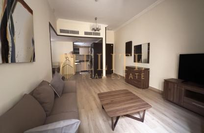 Villa - 4 Bedrooms - 5 Bathrooms for rent in Ain Khalid Gate - Ain Khaled - Doha