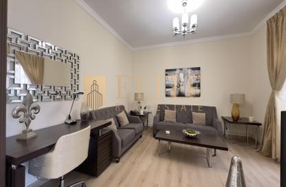 Villa - 4 Bedrooms - 5 Bathrooms for rent in Ain Khalid Gate - Ain Khaled - Doha
