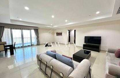 Apartment - 2 Bedrooms - 3 Bathrooms for rent in Tower 13 - Porto Arabia - The Pearl Island - Doha