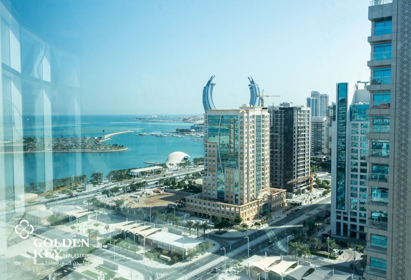 Semi-Fitted Office with Sea View | Premium Tower