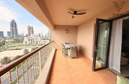 شقة - 2 غرف نوم - 3 حمامات للايجار في طريق بورتو الشرقي - بورتو أرابيا - جزيرة اللؤلؤة - الدوحة