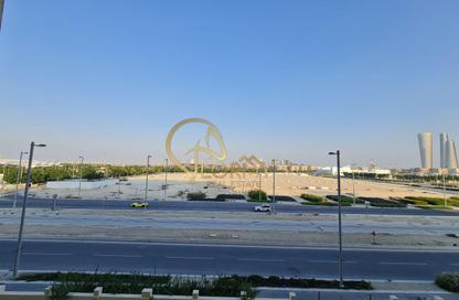 Apartment - 2 Bedrooms - 2 Bathrooms for rent in City Avenue Building C - City Avenue - Al Erkyah City - Lusail