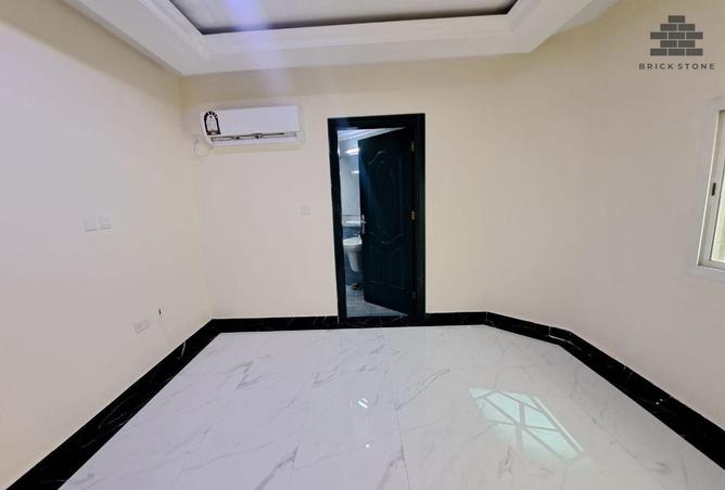 54298707 - Property Image 3