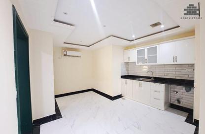 Apartment - 2 Bedrooms - 2 Bathrooms for rent in Al Mansoura - Al Mansoura - Doha