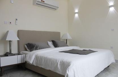 Apartment - 1 Bedroom - 2 Bathrooms for rent in Al Miqdad Street - Umm Ghuwailina - Doha