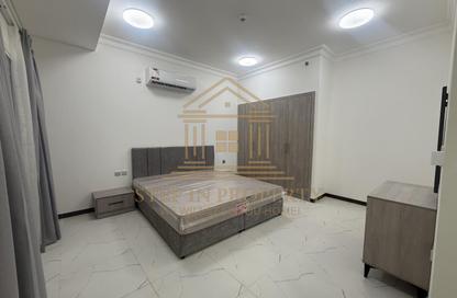 Apartment - 2 Bedrooms - 3 Bathrooms for rent in Al Sadd Road - Al Sadd - Doha Apartment - 2 Bedrooms - 3 Bathrooms for rent in Al Sadd Road - Al Sadd - Doha
