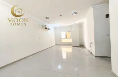 Apartment - 2 Bedrooms - 2 Bathrooms for rent in Al Mansoura - Al Mansoura - Doha