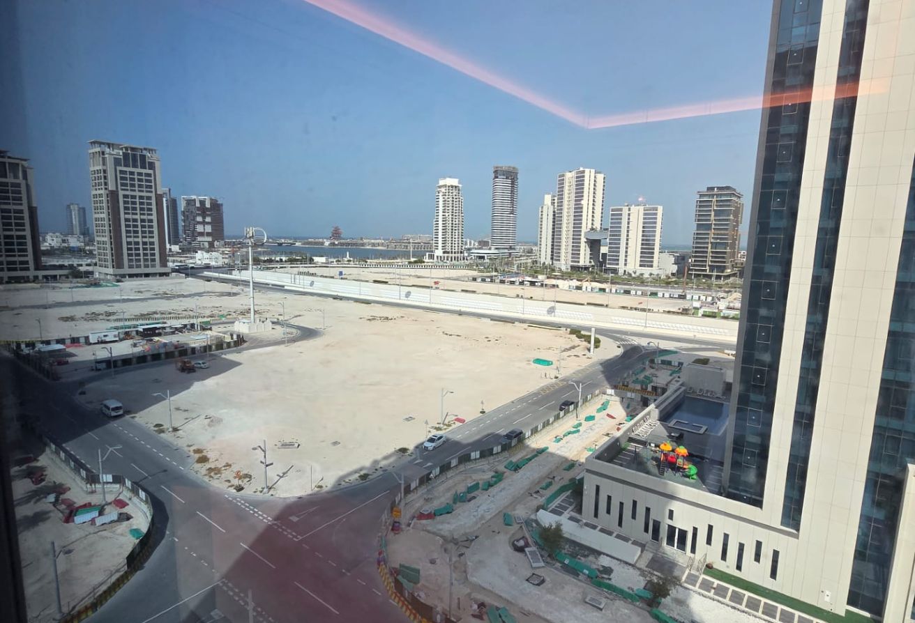 AMAZING BRAND NEW 3 BHK FF SEA VIEW HIGHER FLOOR thumbnail 5