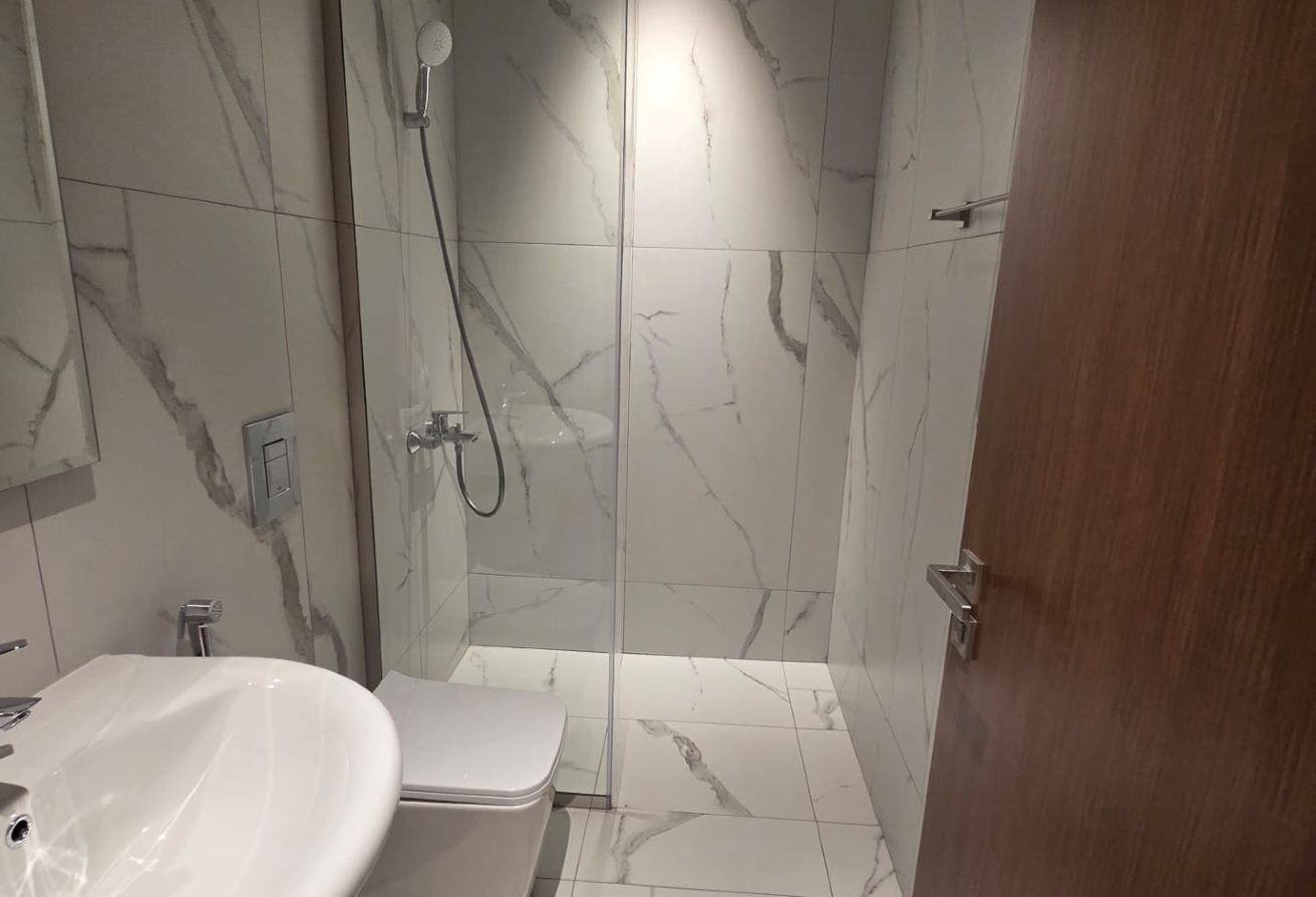 AMAZING BRAND NEW 3 BHK FF SEA VIEW HIGHER FLOOR thumbnail 25