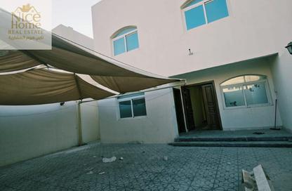 Villa - 6 - 5 for rent in Izghawa - Doha