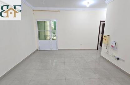 Apartment - 2 Bedrooms - 2 Bathrooms for rent in Muntazah 7 - Al Muntazah - Doha