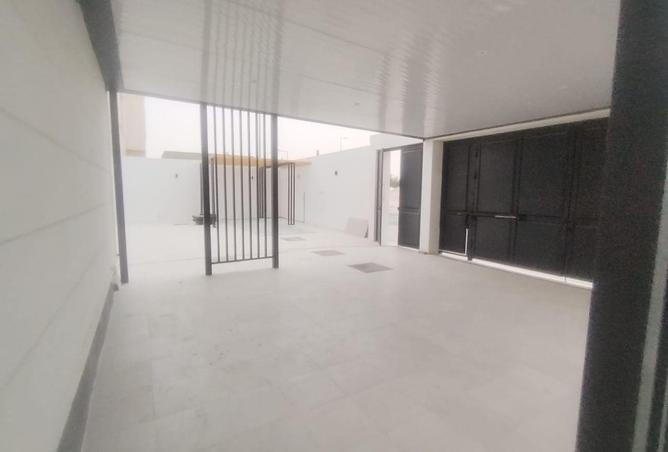 1009560 - Property Image 2