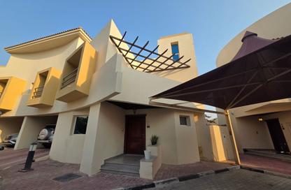 Compound - 4 - 4 for rent in OqbaBin Nafie Steet - Old Airport Road - Doha