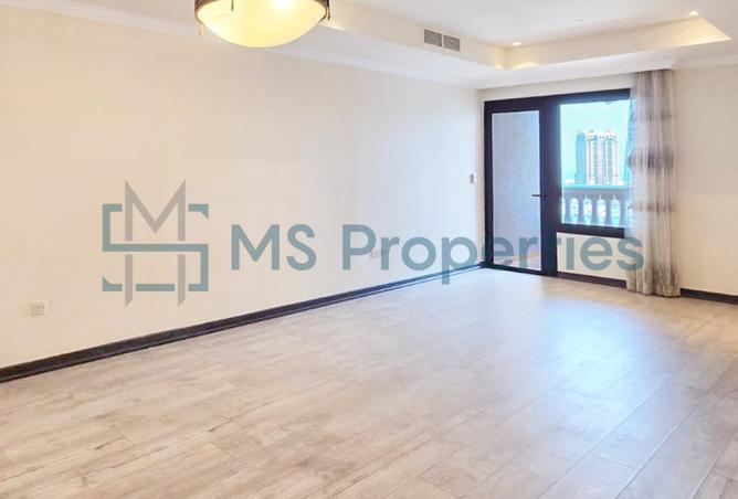 974198 - Property Image 3