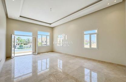 Villa - 7 Bedrooms - 7+ Bathrooms for rent in Al Kheesa - Al Kheesa - Umm Salal Mohammed